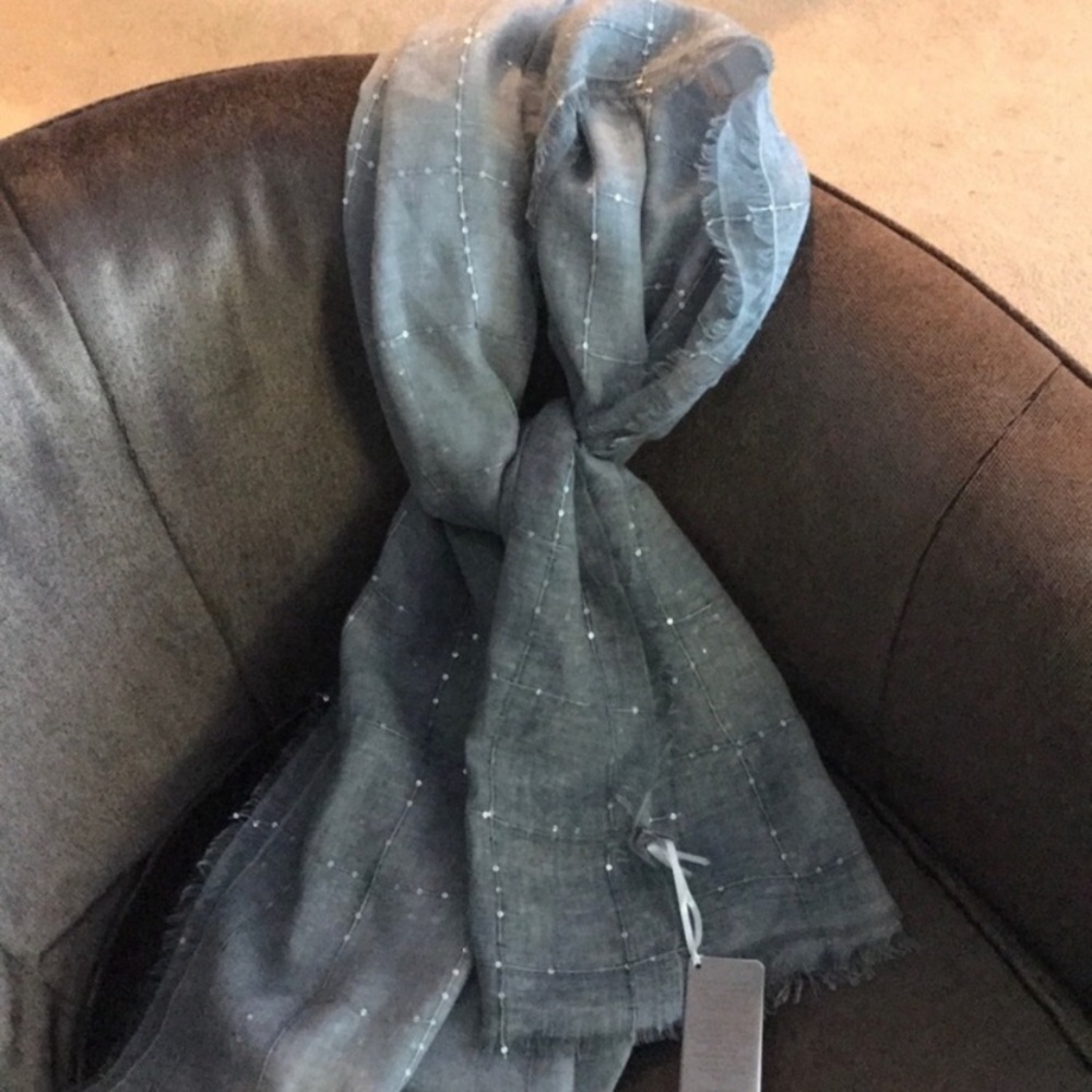 Gray Sequined Scarf by Tilo